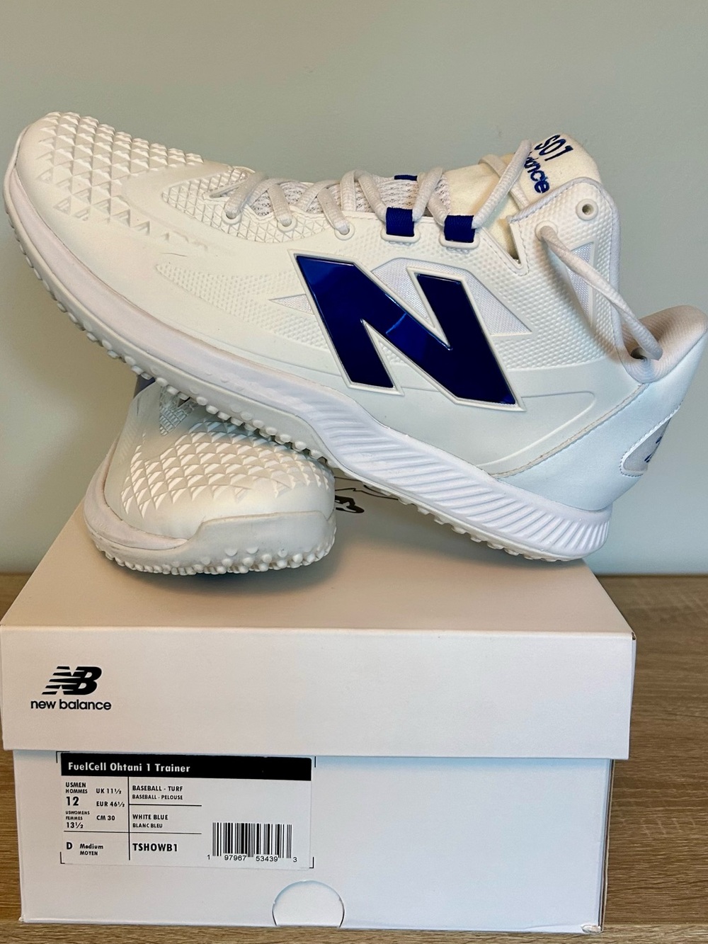 New Balance FuelCell Ohanti 1 White & Navy Sports Trainer